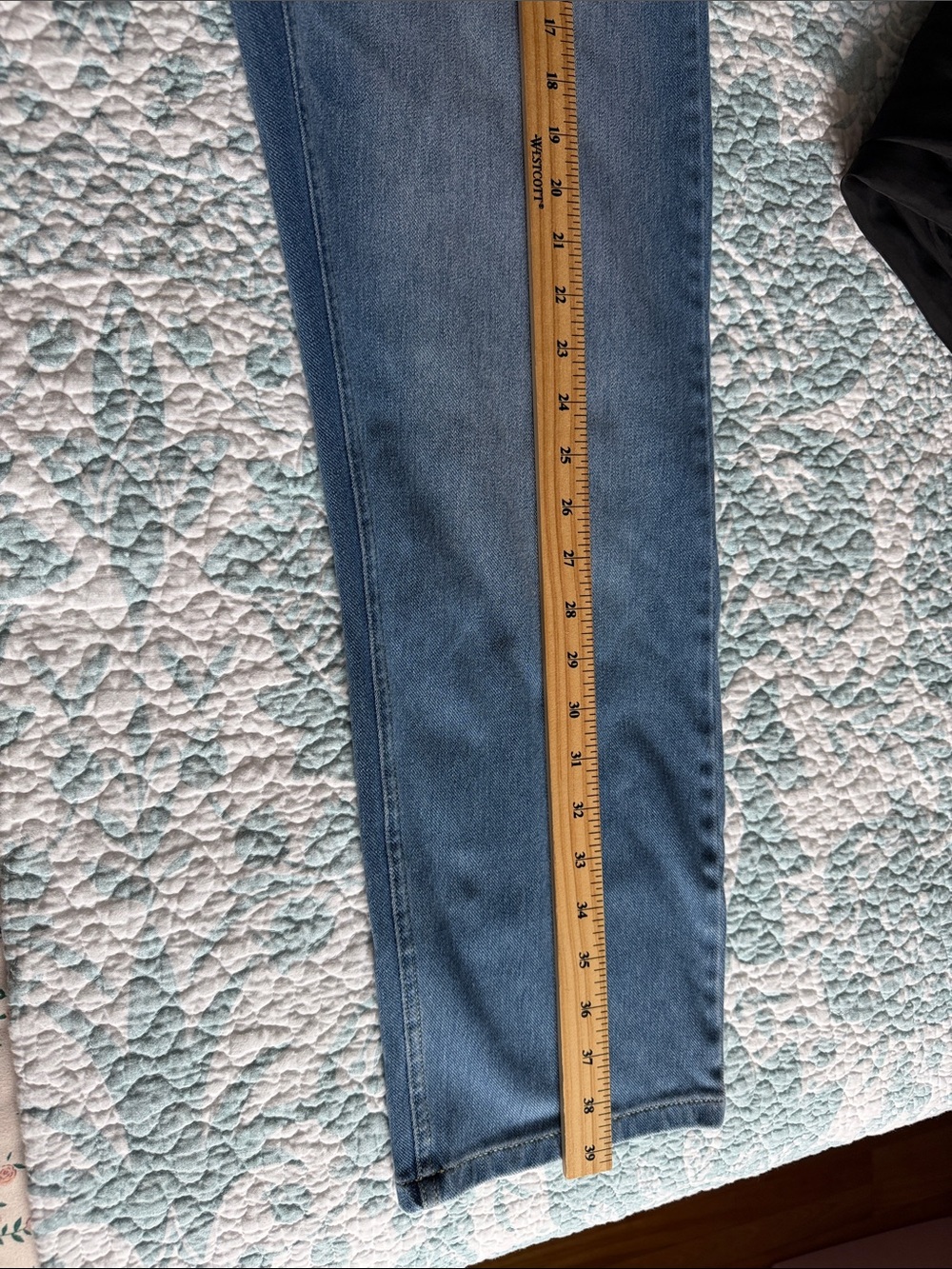 HALARA Light Blue Straight-Leg Women’s Jeans - Picture 6 of 9